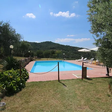 ファームステイ Agriturismo Borgoelenetta Paciano