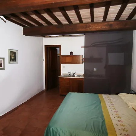 ファームステイ Agriturismo Borgoelenetta Paciano